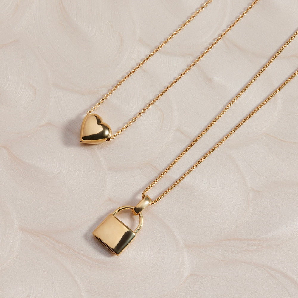 Najo Gold Love Lock Pendant Necklace