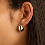 Najo Silver Mode Huggie Earrings
