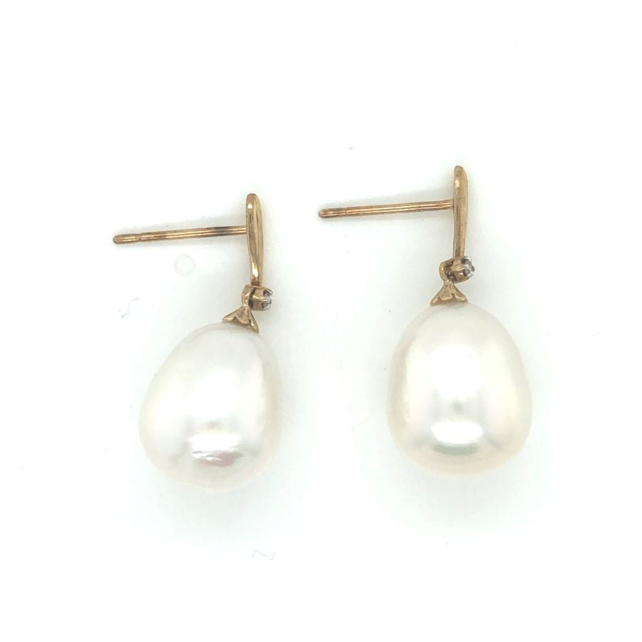 9ct YG Pearl & Diamond Earring